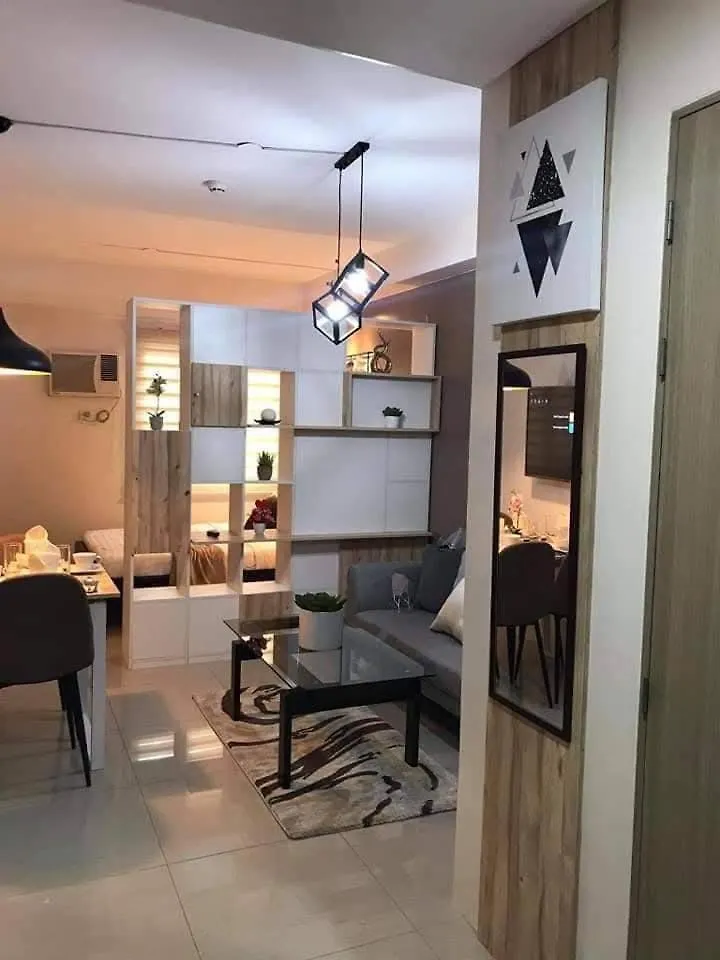 Shore B 524 Manila Apartment